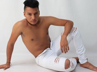 MaricioLuca show free pussy