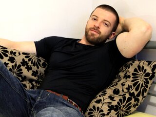 TheBeardedHunk webcam pussy pictures
